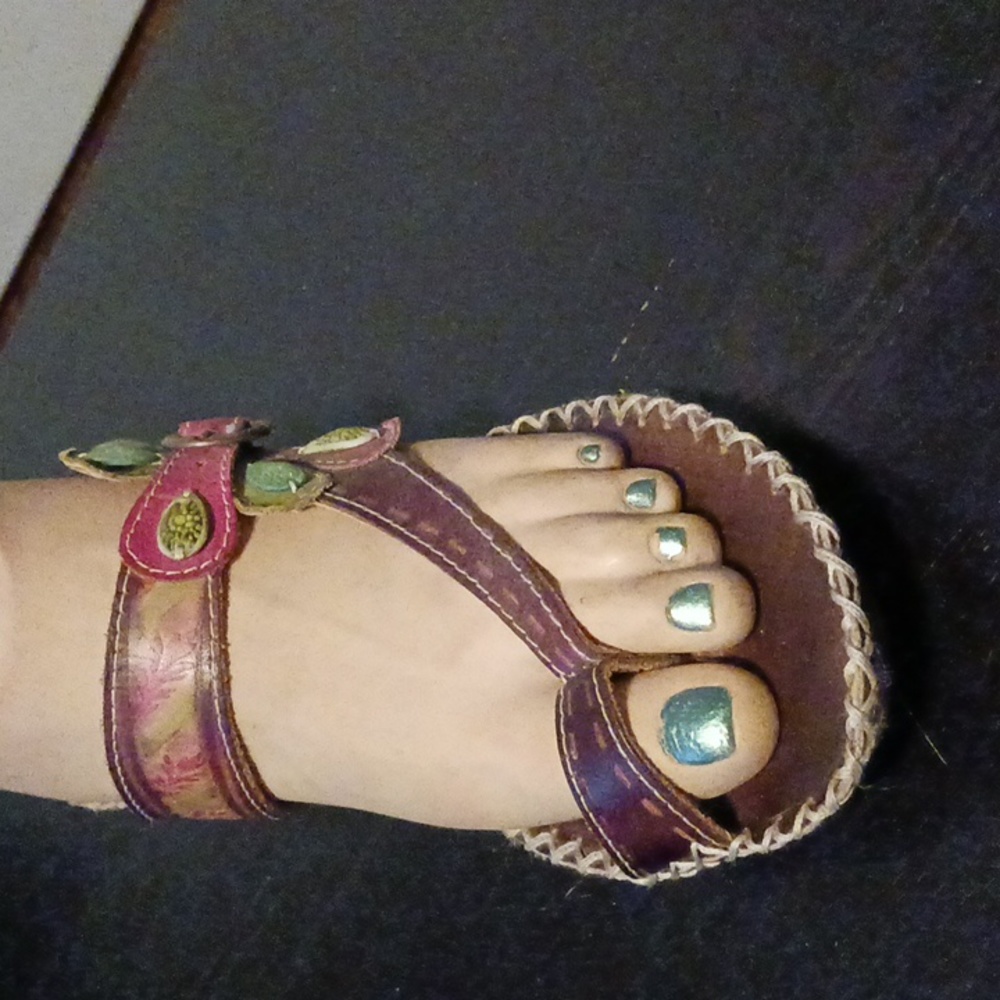 Womens size 9  Sandles